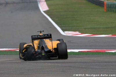 FP1 & FP2 - Chinese GP report: Renault F1