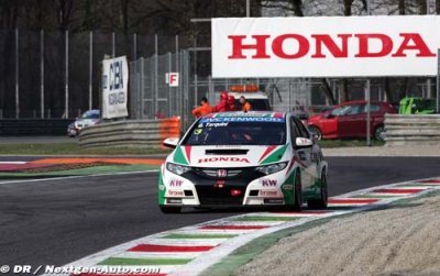 Tarquini heureux et surpris par sa pole