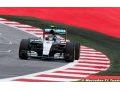 Rosberg réduit l'écart sur Hamilton