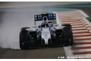 Bottas en embuscade derrière les Mercedes