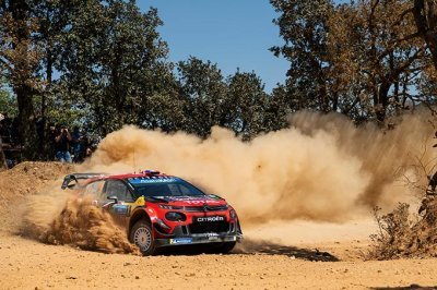 Mexico, friday: Ogier leads in gripping opener