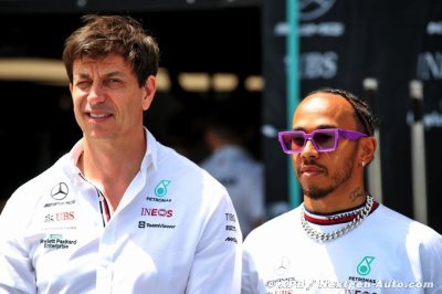 Hamilton est ’une figure’ de management chez Mercedes F1