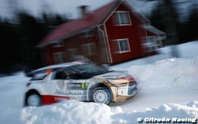 Ostberg sur le podium provisoire en Suède