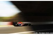 Webber up to speed with Vettel in races - Gene