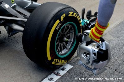 Pirelli prévoit un seul arrêt en course... si la piste reste sèche