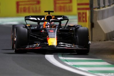 Verstappen est certain qu’il ’aurait dû gagner’ le GP d’Arabie saoudite