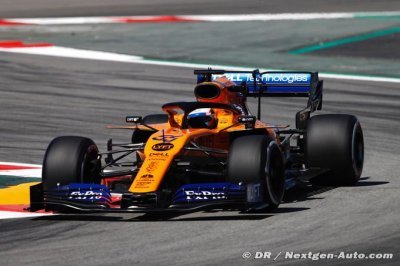 Sainz happy to be McLaren team leader