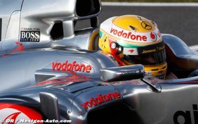Mansell donne l’avantage à Hamilton