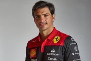 Sainz hints at 'innovative' 2022 Ferrari