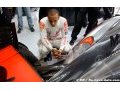 Hamilton criticises McLaren for swerving 'risk'