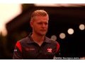 Magnussen says F1 rules 'nonsense'