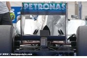 No quick fix for Mercedes rear wing problem