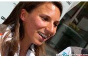 De Silvestro splits with backer, manager