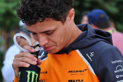 Coca-Cola, règles commerciales et polémique&nbsp;: le contrôle excessif de la F1 dénoncé