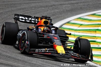 Verstappen grabs pole in São Paulo ahead of Leclerc
