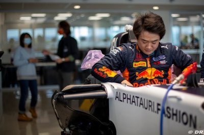Tsunoda on track for 2021 Alpha Tauri seat - Marko