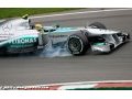Downbeat Hamilton plays down Mercedes rift