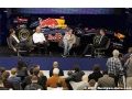 Photos - Conférence de presse à l'usine Red Bull