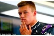 Kvyat a des problèmes avec la pression selon Villeneuve