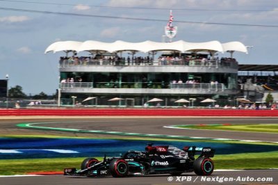 Hamilton takes first place for Silverstone Sprint Qualifying