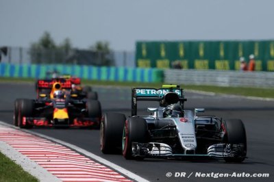 Désormais dépassé par Hamilton, Rosberg ne s’inquiète pas encore