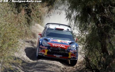 Loeb attaque et reprend la tête