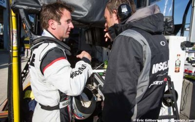 Romain Dumas et Muscle Milk Pickett Racing au pied du podium