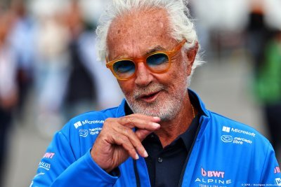 Bottas et Pérez ont-ils été envisagés&nbsp;par Alpine F1&nbsp;? Briatore esquive&nbsp;!
