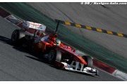 Pirelli switch 'not good for big teams' - Alonso