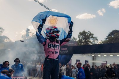 Milei pushes for Argentine GP return with Colapinto