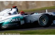 Schumacher réprimandé après les libres