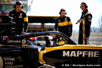 Sainz se sent ’à l’aise’ chez Renault F1 malgré l’incertitude