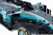Mercedes defends removal of Schumacher branding