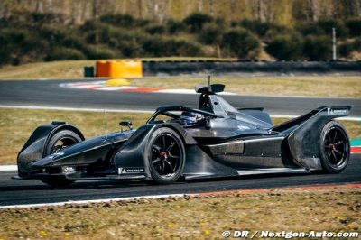Mercedes a effectué son premier roulage en Formule E