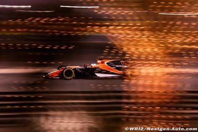 McLaren chassis ’among best’ in 2017 - Alonso