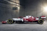Sauber's deals with Alfa Romeo, Vasseur in doubt