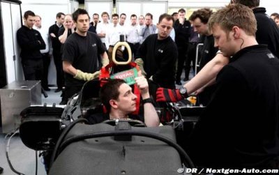Le moteur de la Lotus 2012 a rugi ce soir (+photos)