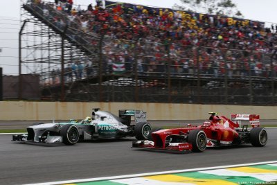 Le retour des V8 en F1 fait rêver... mais gare aux dépassements&nbsp;!