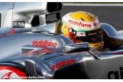 Mansell donne l'avantage à Hamilton