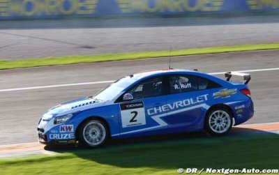 Chevrolet test at Valencia once again