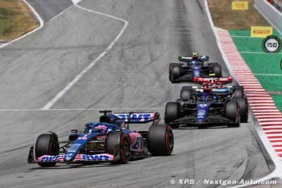 Chez Alpine F1, Rossi a retrouvé le sourire entre le départ et l’arrivée à Barcelone