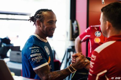 Formula 1 still ’love of my life’ - Hamilton