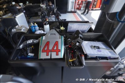 Webber&nbsp;: Seul le ’véritable’ Hamilton pourra battre Rosberg