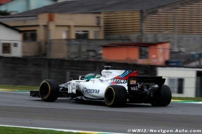 Williams not rushing to announce driver