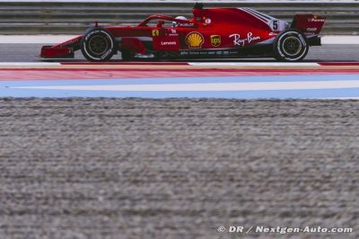 Vettel en pole devant son équipier Raikkonen