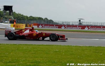 Rain-interrupted debut for new experimental hard tyre