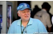 Vettel buys father a Ferrari