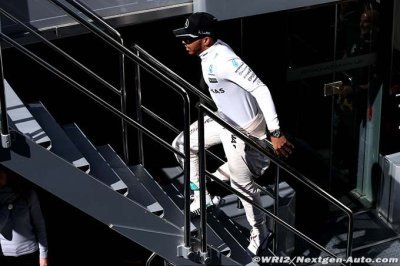 F1 trio question ’celebrity’ Hamilton’s focus