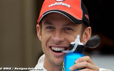 Button has no plans to console under-fire Hamilton 