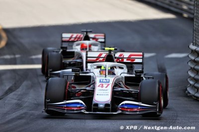 Les Haas F1 à 3 tours du leader, Mazepin bat Schumacher